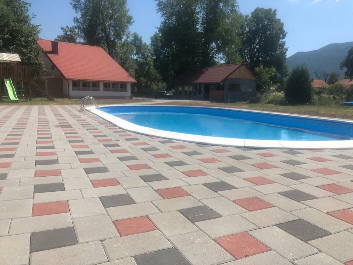 Liki Niki Spa Gospić Exterior foto