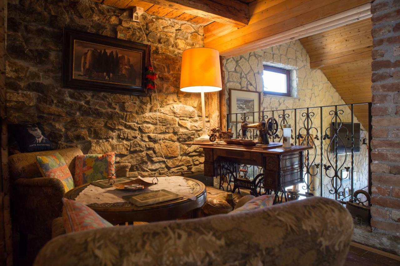 Liki Niki Spa Gospić Exterior foto