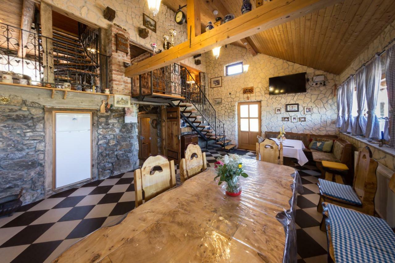 Liki Niki Spa Gospić Exterior foto