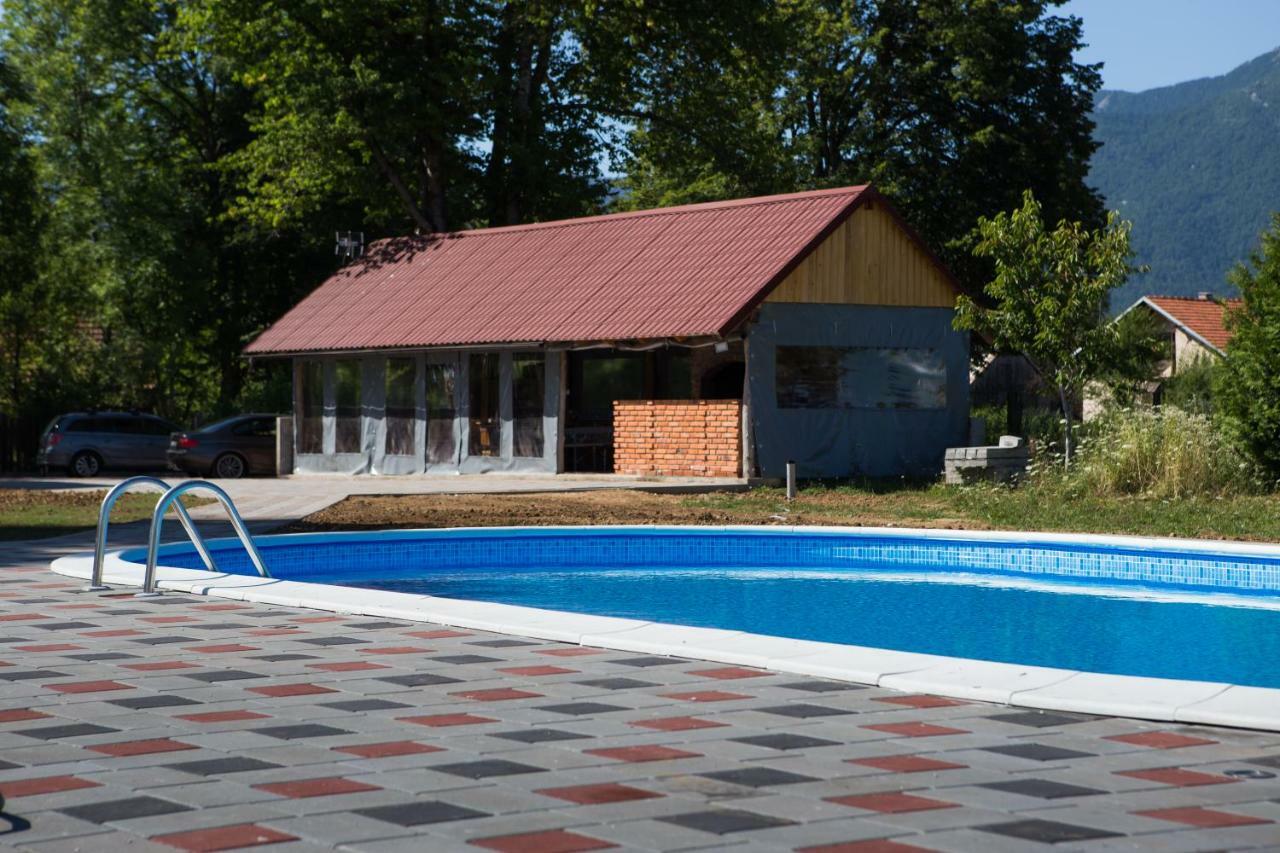 Liki Niki Spa Gospić Exterior foto